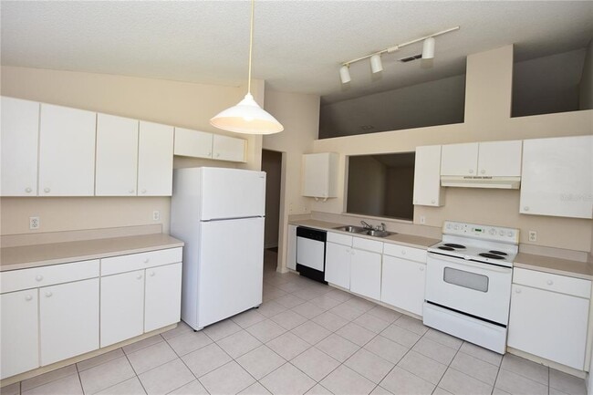 Photo - 19 Burning Ember Ln