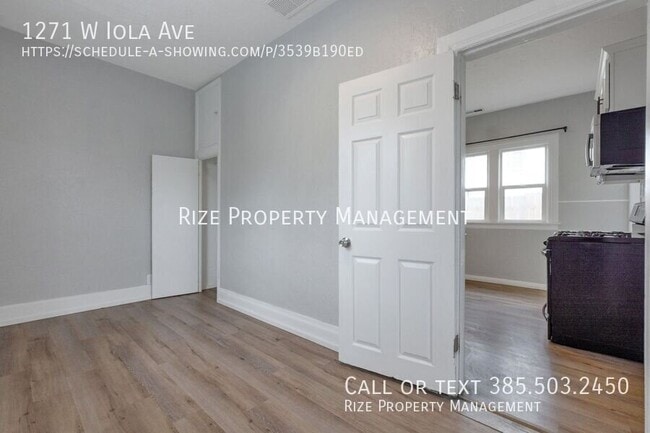 1271 Iola Ave