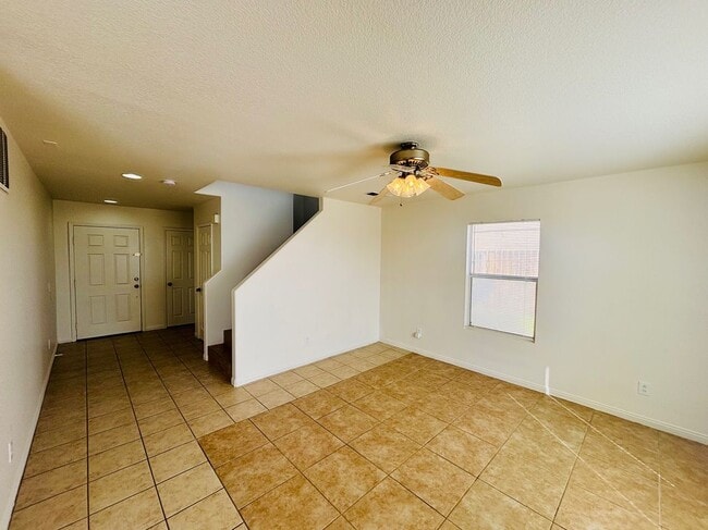 Photo - 40350 Maravilla Dr