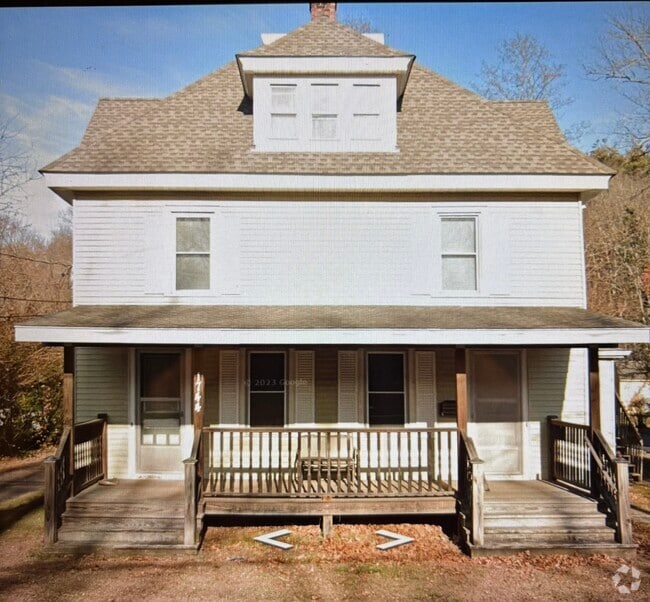 Building Photo - 1744 Farmington Ave Unit 2 Rental