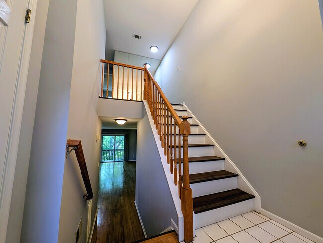 Photo - 26 Taft Ct