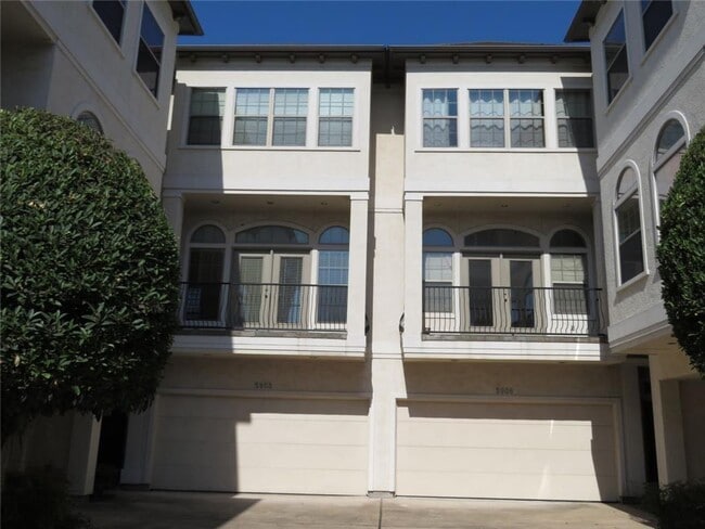Building Photo - 5908 Center St Rental