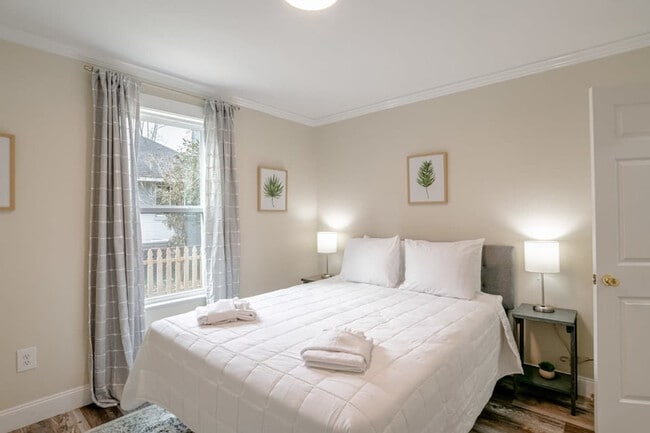 Photo - 2863 Potter Dr Unit ID1043693P