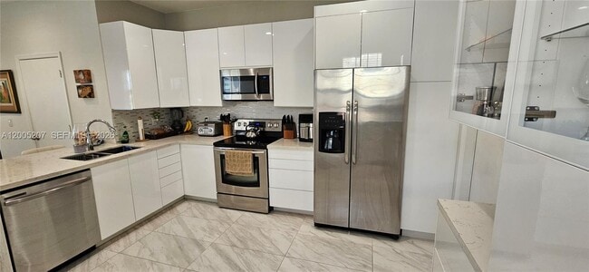 Photo - 1844 Salerno Cir