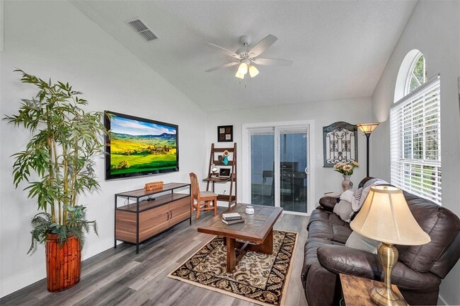 Photo - 309 San Gabriel St