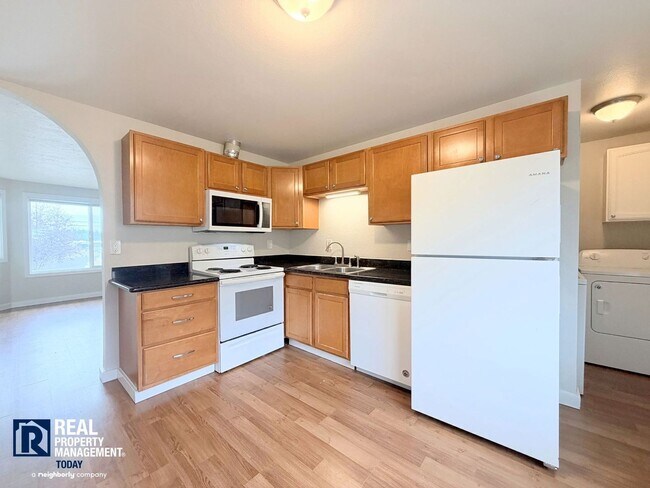 5020 S Tyler St Unidad C