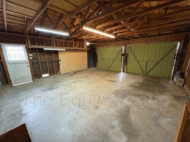 Photo - 2727 S Sowell St