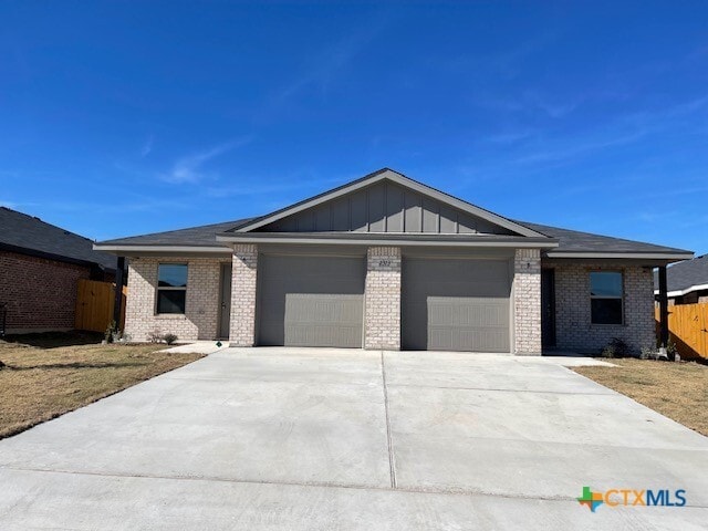 Photo - 2307 B Alterman Dr
