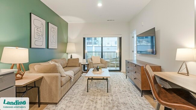 Photo - 318 W Corporation St Unidad 1-210.1408474