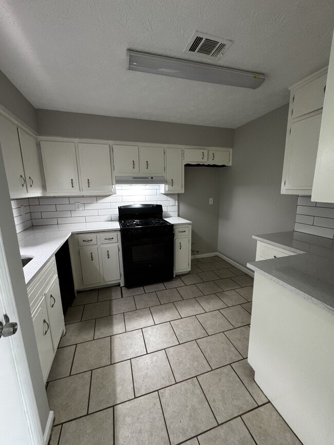Photo - 5515 Caesars Way