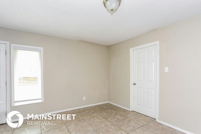 Photo - 2704 Hardy Pl