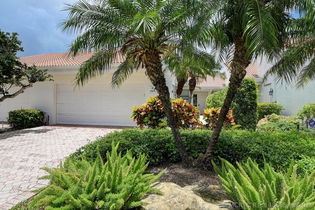 Photo - 19550 Sawgrass Dr