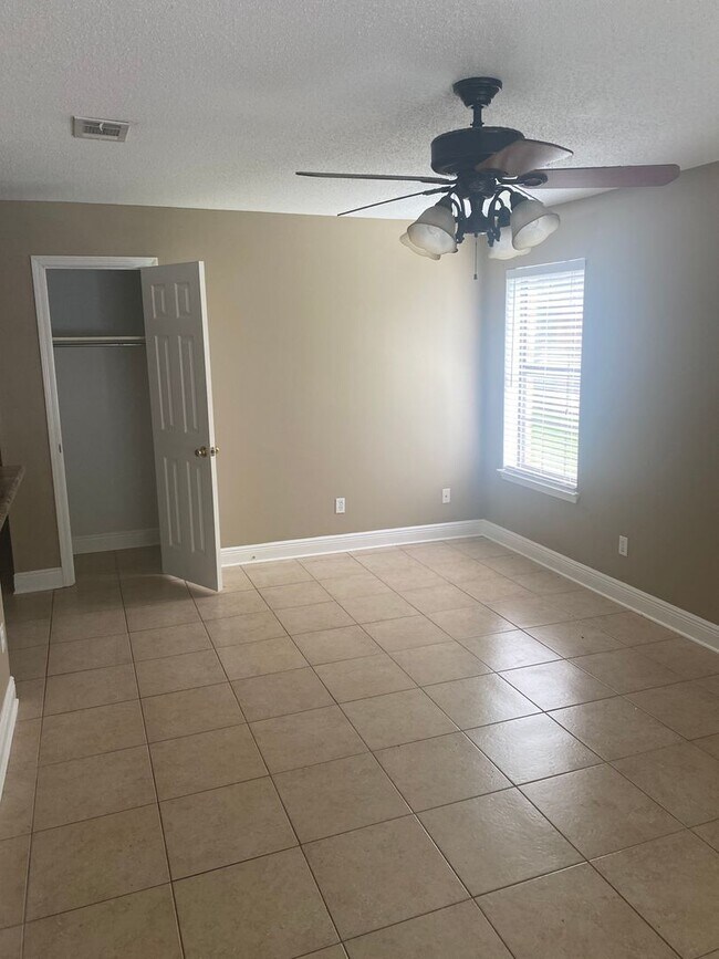 Photo - 2 bedroom 2bath Duplex