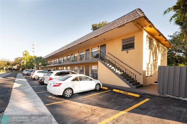Photo - 1151 NE 17th Ct Apartment Unit 26