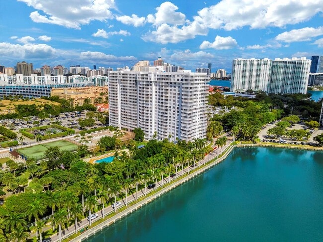 Photo - 2851 NE 183rd St Unit 803E