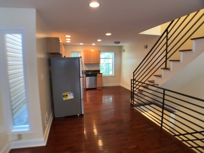 Photo - 2023 Federal St