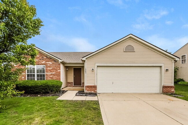 Building Photo - 1083 Pine Ridge Way