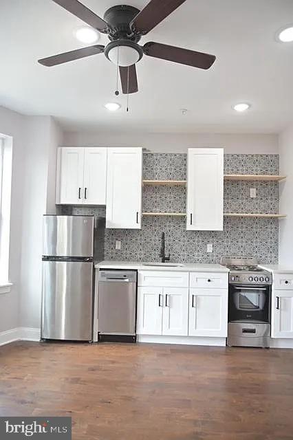 Photo - 4139 W Girard Ave