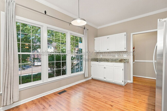 Photo - 217 Riverwalk Cir