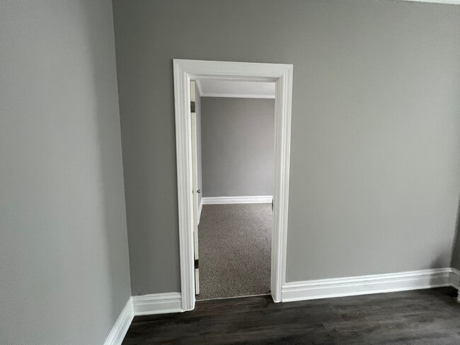 Photo - 4718 N Laramie Ave Unit 2