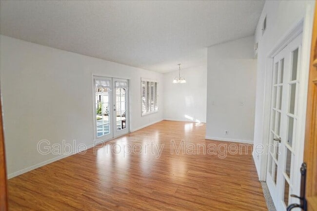 Photo - 25649 Almendra Dr