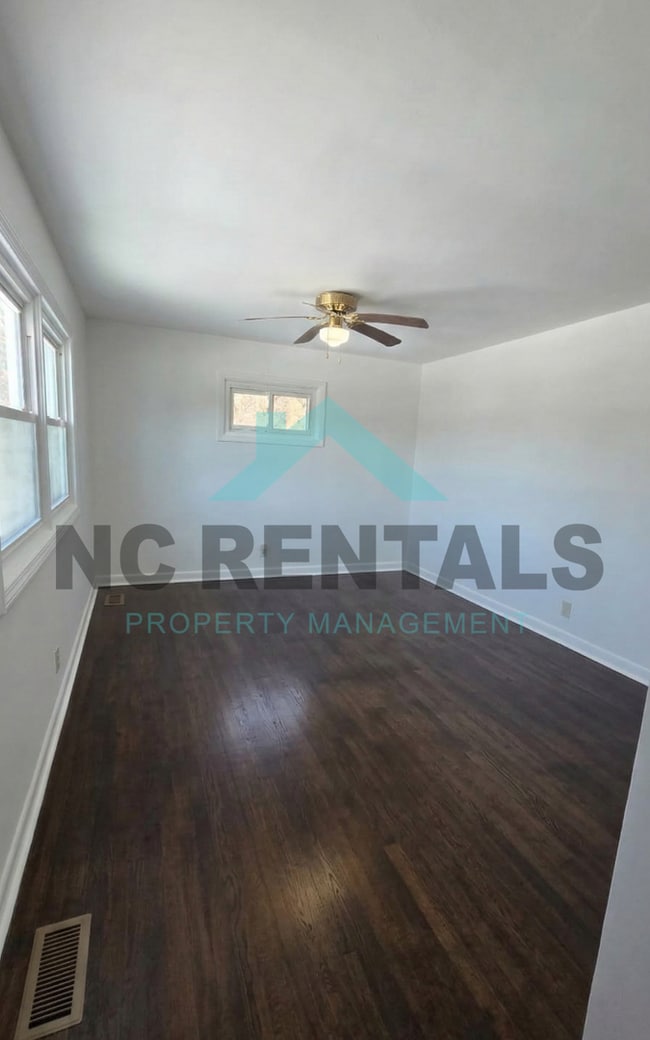 Photo - 2017 Todd St