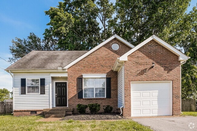 Building Photo - 1502 Cedardale Rd Rental