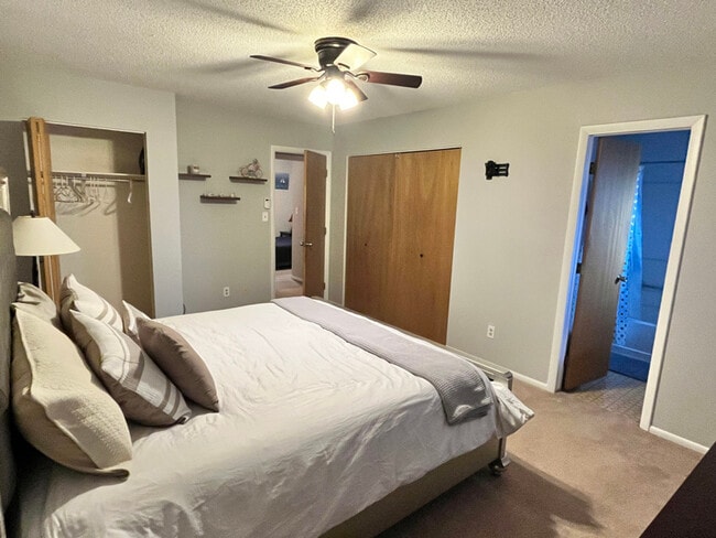 Photo - 473 Cottonwood Lake Dr