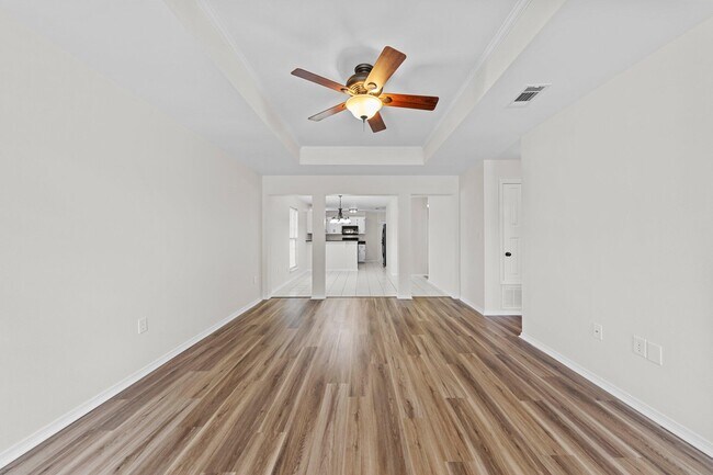 Photo - 4558 Barrington Ln