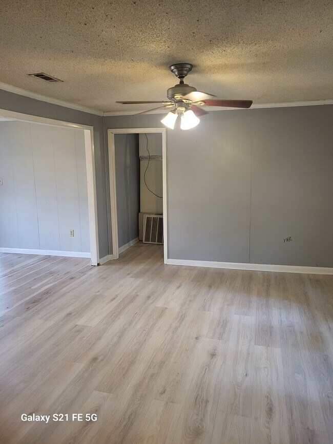 Photo - 1506 Myrtle Ave House