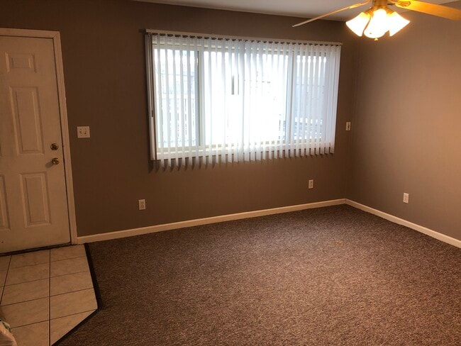 Photo - 610 Rose St