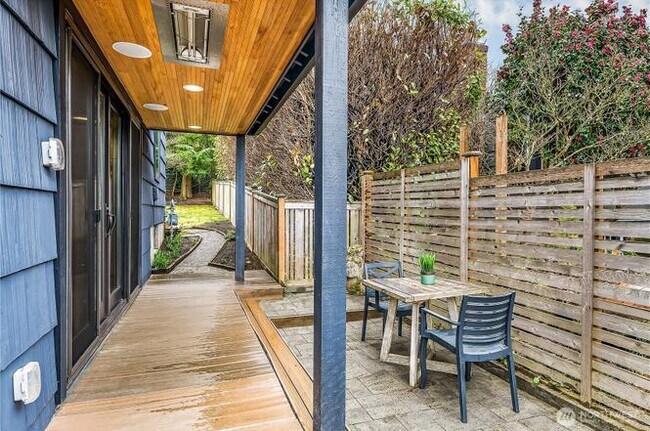 Photo - 2656 13th Ave W