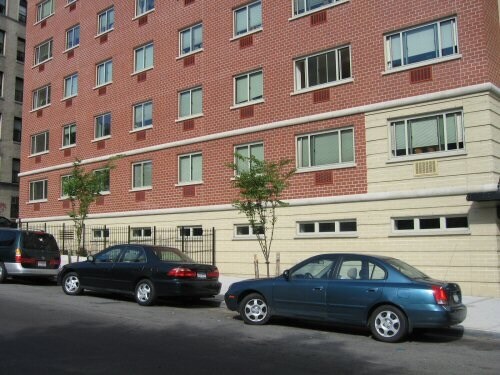 Photo - West Tremont Avenue Apartments