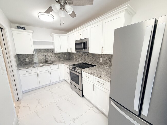 Photo - 1150 Atlantic Shores Blvd