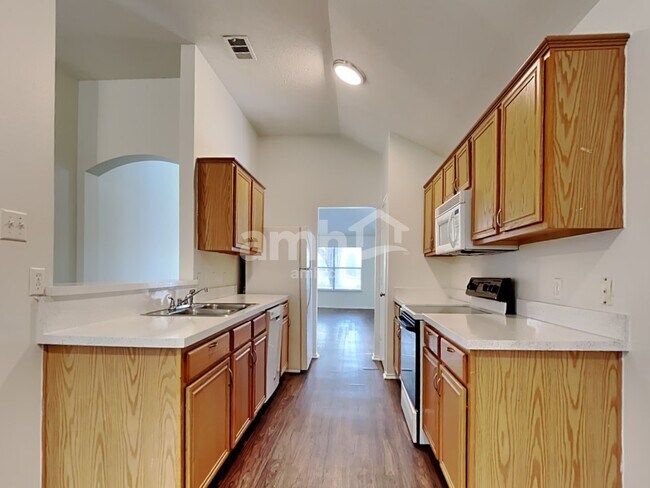 Photo - 302 Tioga Dr