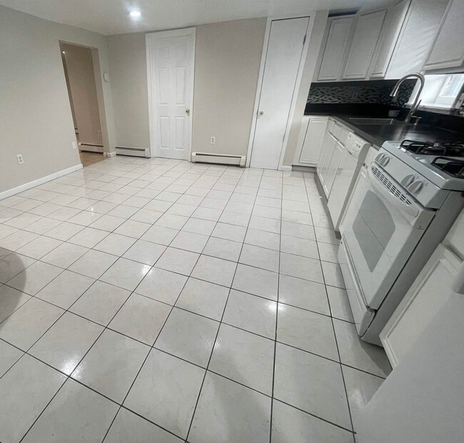 Photo - 171 Charles St Unit 2