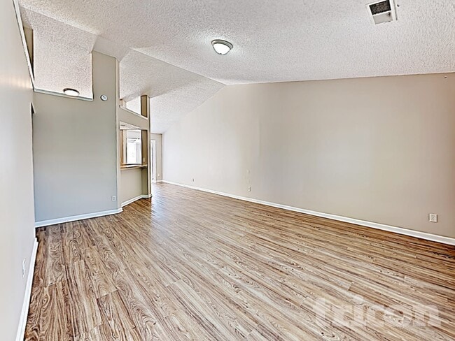 Photo - 3041 Old House Cir