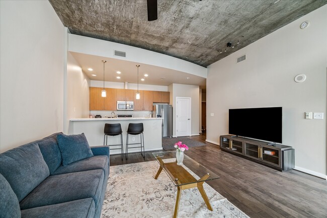 Photo - 5925 Almeda Rd Unit 12704