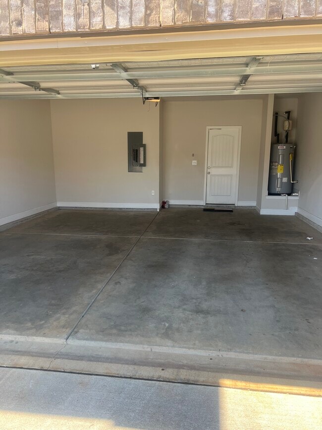 Photo - 8223 NW Stone Mill Dr