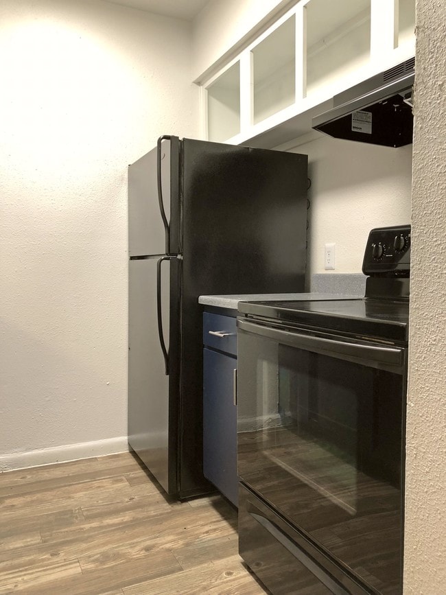 Photo - Oak Creek Village