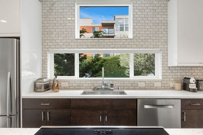 Photo - 301 Valley St Unidad SI ID1299299P