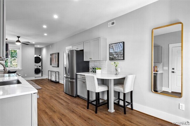 Photo - 2902 Idlewood Ave Unit 1