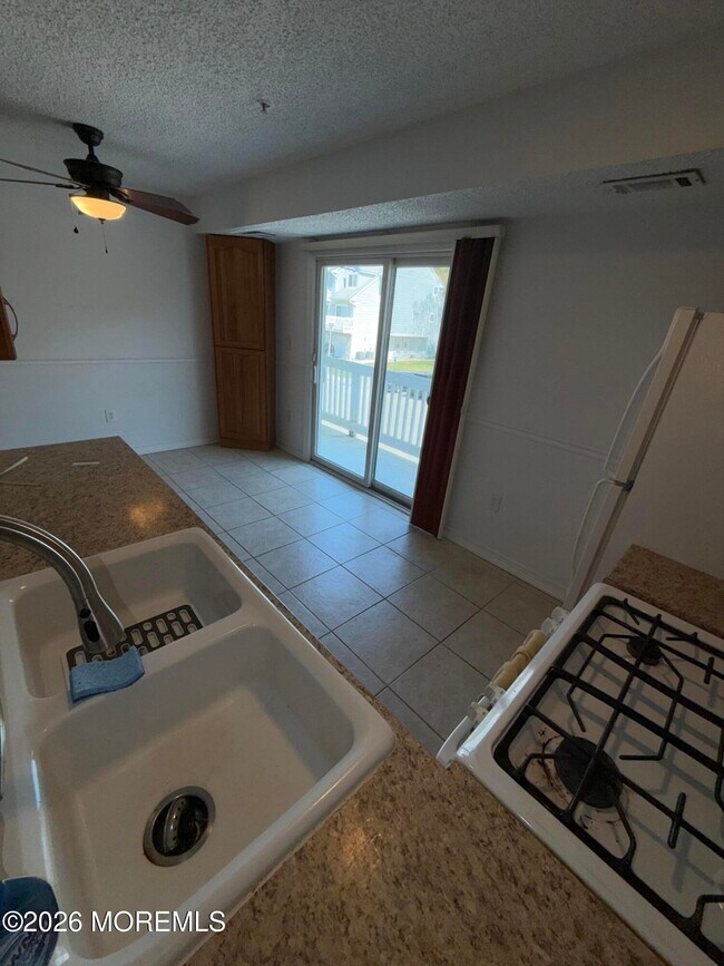 Photo - 1113 Scarlet Oak Ave