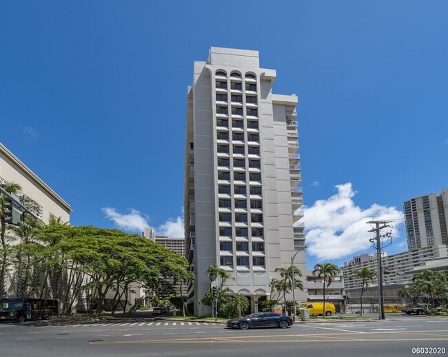 Photo - 475 Atkinson Dr