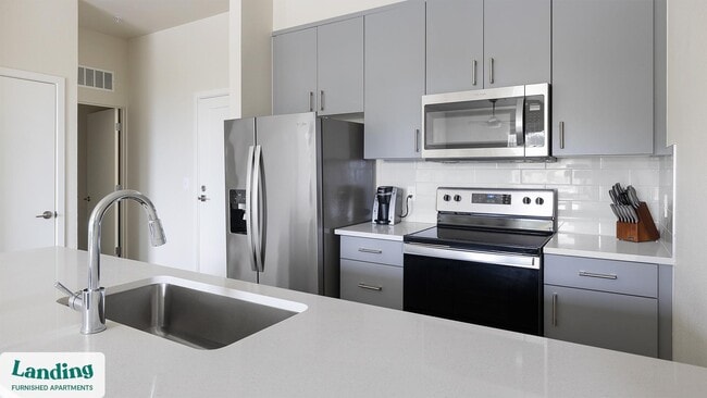 3158 SW 12th Ave Unit 01-507