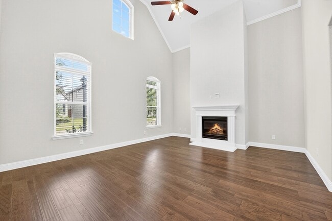 Photo - 12749 Friar St