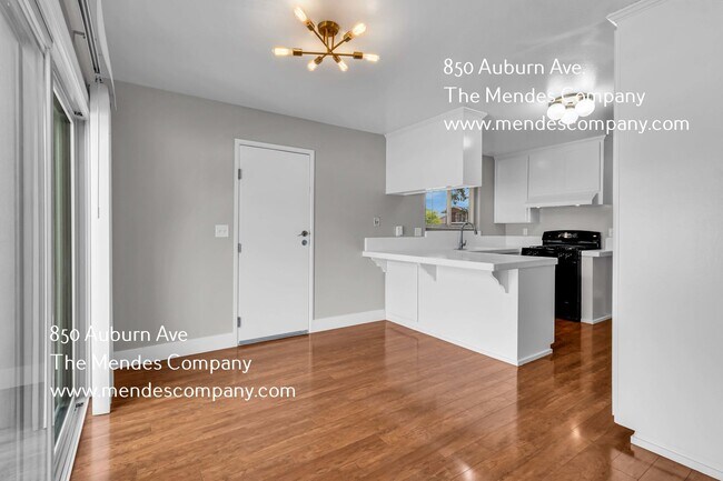 Photo - 850 Auburn Ave