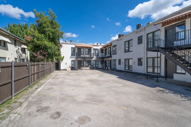 Photo - 5305 Reiger Ave