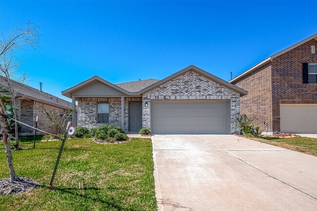 Photo - 18111 Robin Creek Dr
