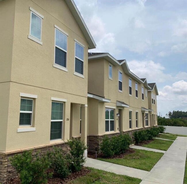 Building Photo - 112 Holly Village Dr Rental